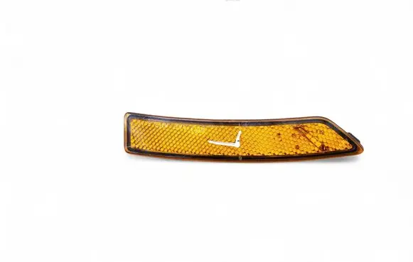 Lincoln Nautilus Front reflector EJ7B15A425A