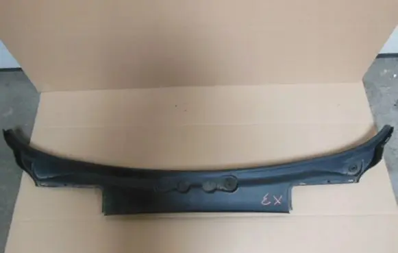 BMW X5 E70 Wiper trim 15671610