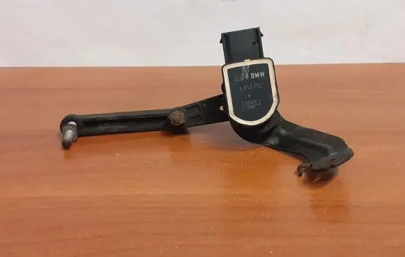 BMW X5 E70 Headlight/headlamp level sensor 3714675279702 6853752