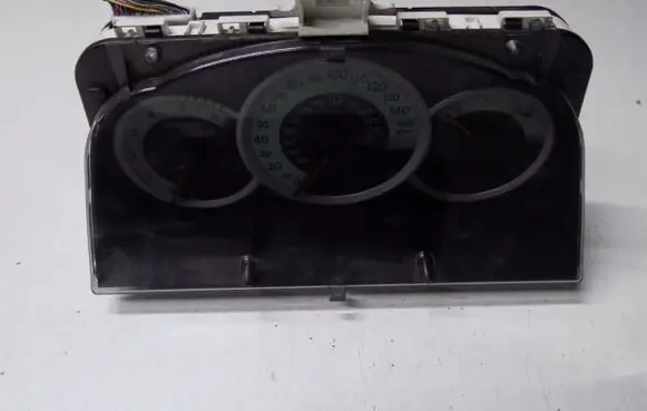 Toyota Corolla Verso AR10 Speedometer (instrument cluster) 838000F082A