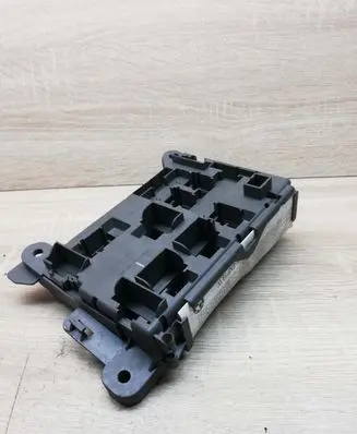 BMW 7 E65 E66 Fuse module 061109161257