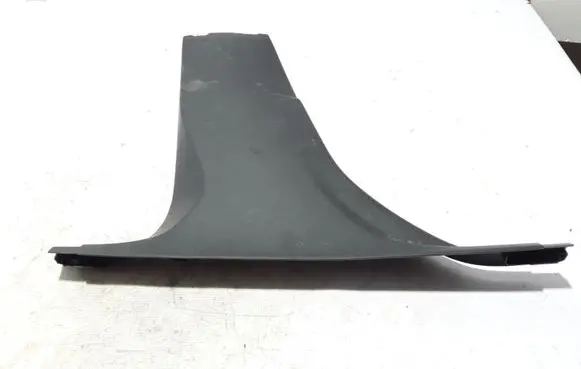 Volvo V40 (B) pillar trim (bottom) 31102351