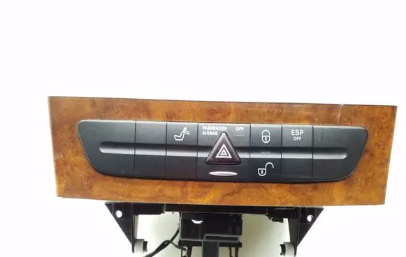 Multifunctional control switch/knob