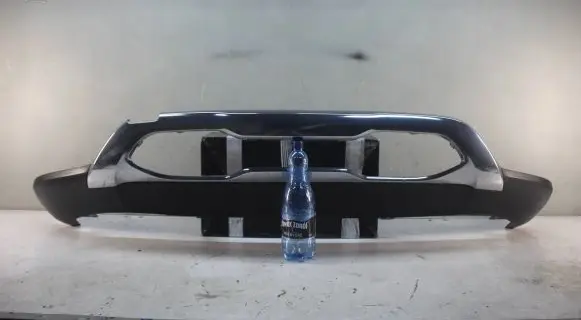Front bumper lip