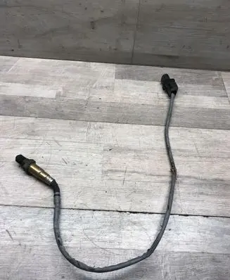 Skoda Octavia Mk2 (1Z) Lambda probe sensor 0281004148