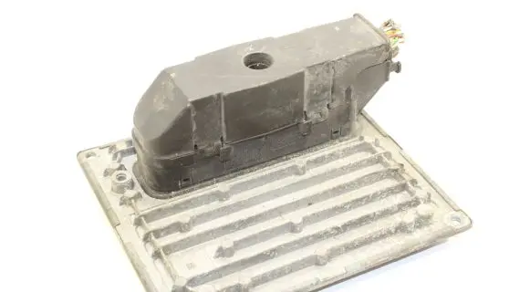 Ford Fiesta Engine control unit/module 6S6112A650MD
