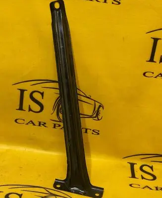 Mercedes-Benz CLS W257 Wiper trim A2136280124