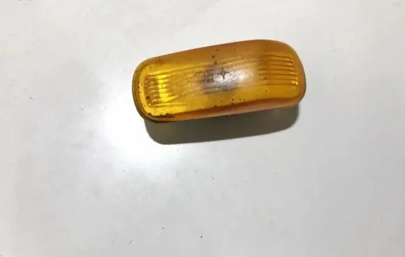 Saab 9-5 Front fender indicator light