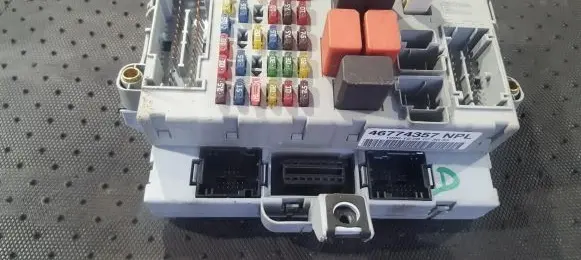 Fiat Punto (188) Fuse box set 46774357NPL 406626