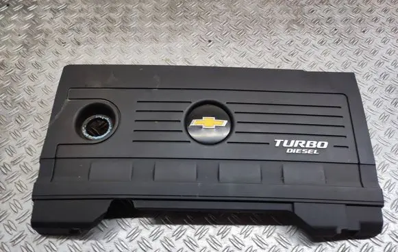 Chevrolet Cruze Engine cover (trim) 25188702