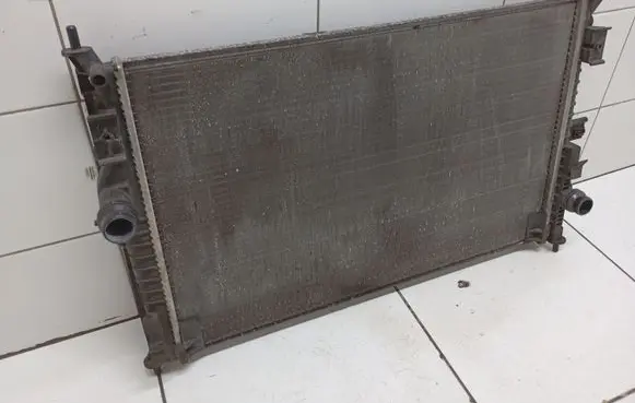 Peugeot 308 Coolant radiator 9809141780
