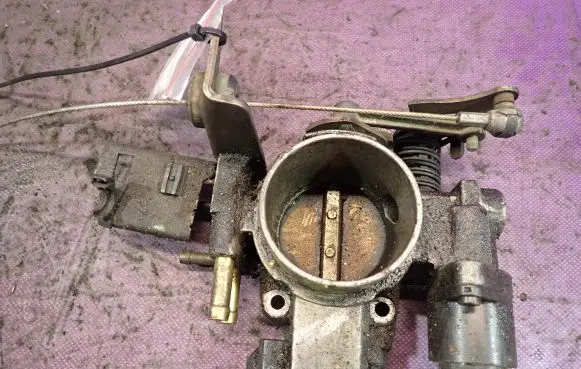 Opel Astra G Throttle body valve 