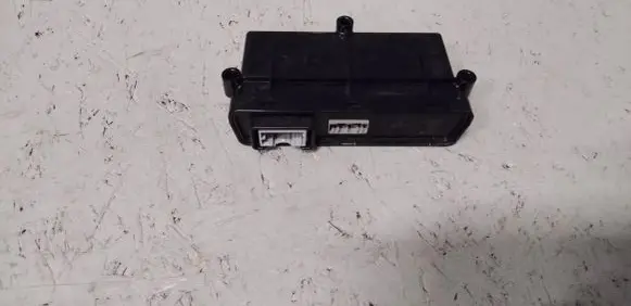 Tesla Model S Hand brake control module 100761800E 30081900T S00000249TT2