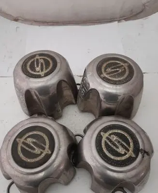 SsangYong Korando R20 wheel hub/cap/trim 