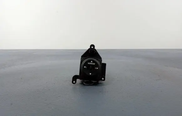 Hyundai i30 Mirror heating switch 