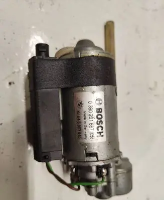 BMW X5 E53 Steering column adjust motor 0390201667 67646903945