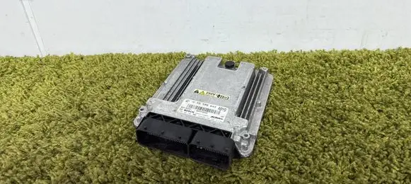 Opel Insignia A Engine control unit/module ECU 0281031159 E4755599643
