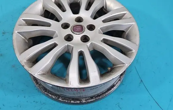 R16 alloy rim