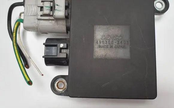 Mazda CX-7 Coolant fan relay 499300-3401