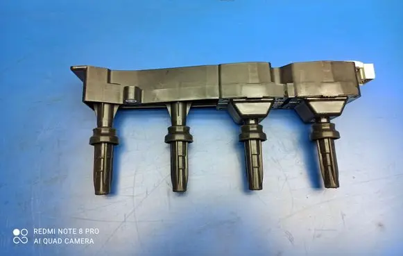 Citroen C4 I High voltage ignition coil 155032 597080 U6004