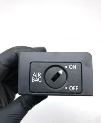 Skoda Octavia Mk2 (1Z) Passenger airbag on/off switch 1K0919237C