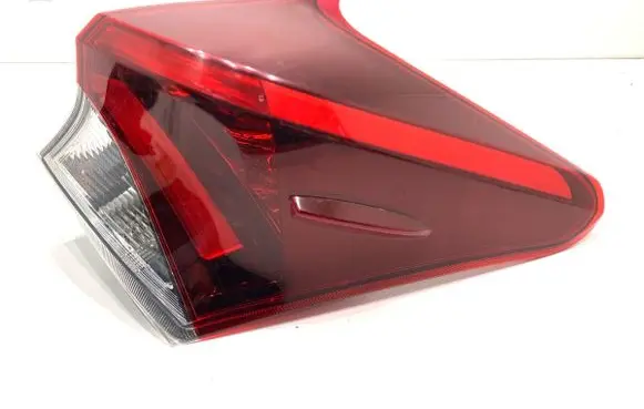 Toyota Auris E180 Rear/tail lights