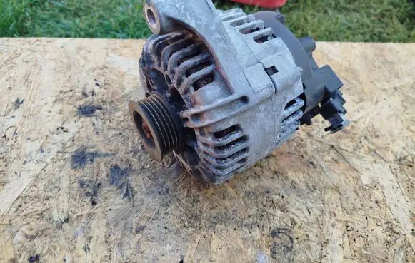 Generator/alternator
