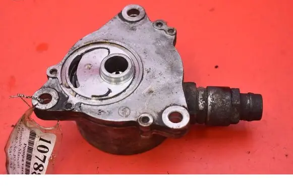 Renault Mascott Vacuum pump VP8001B