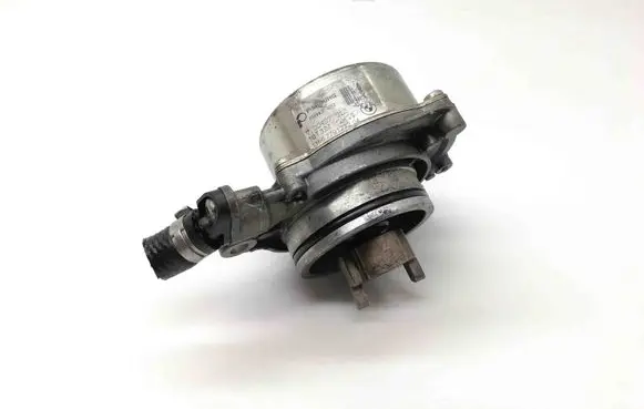 BMW 5 E60 E61 Vacuum pump 7004370127791232