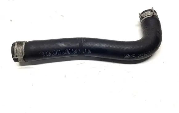 Engine coolant pipe/hose