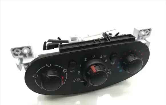 Dacia Sandero Climate control unit 5P3741700