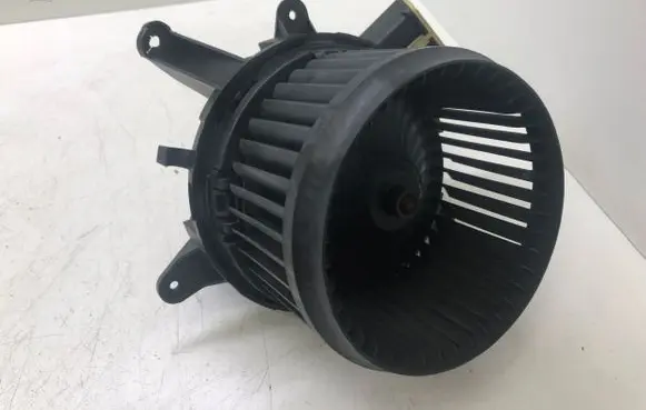 Fiat 500L Heater fan/blower