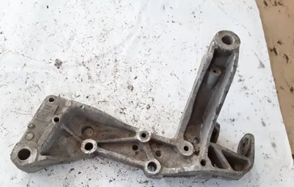 Skoda Octavia Mk2 (1Z) Other front suspension part 1K0199295F