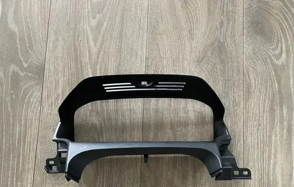 Land Rover Discovery Sport Dashboard trim LK72046A02B