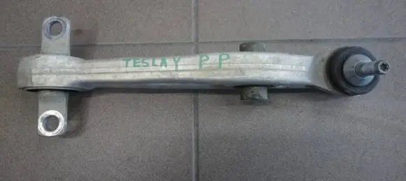Tesla Model Y Front lower control arm/wishbone 118834100C