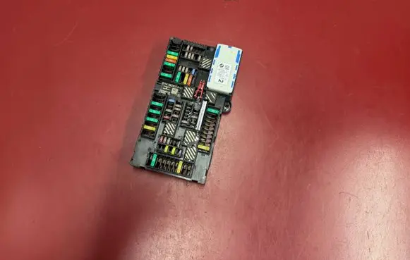 BMW X3 G01 Fuse module 6828074 61146828074