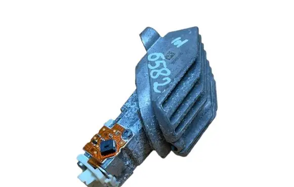 BMW 5 F10 F11 Headlight ballast module Xenon AC18592000 18592200 E13475
