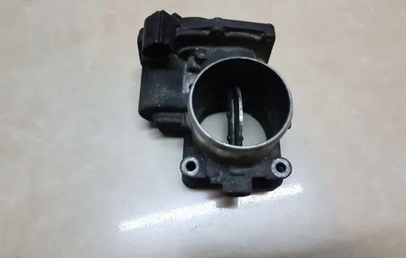 Hyundai Santa Fe Throttle valve 351002F000 11C230691