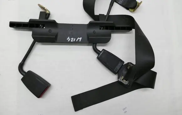 Mercedes-Benz E W124 Seat belt trim 1248680939