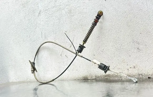 Volvo XC90 Gear shift cable linkage 9480954