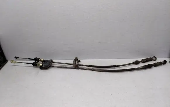Toyota Yaris Gear shift cable linkage