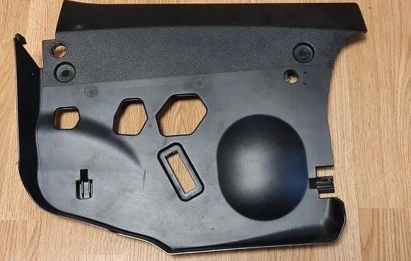 Dashboard lower bottom trim panel