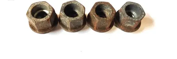 Opel Astra J Nuts/bolts 