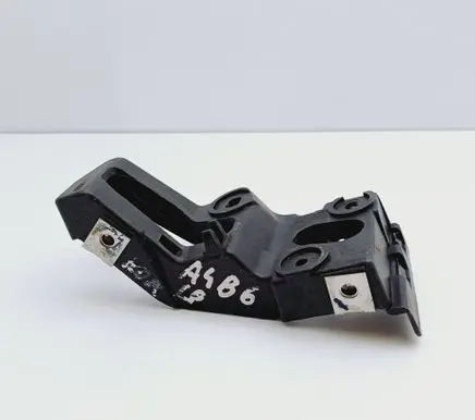 Audi A4 S4 B6 8E 8H Fender mounting bracket 8E0853921B