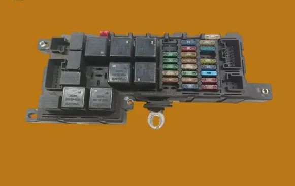 Volvo V70 Fuse box set 9452993