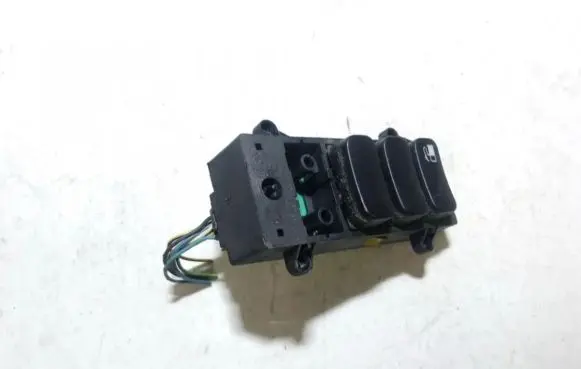 Alfa Romeo 166 Fuel tank opening switch 