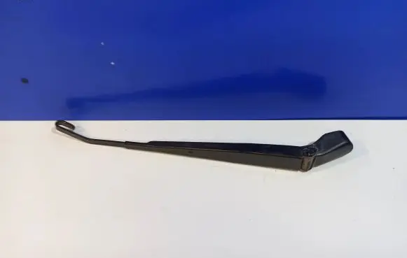 Hyundai Terracan Rear wiper blade arm