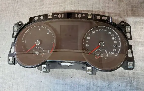 Speedometer (instrument cluster)