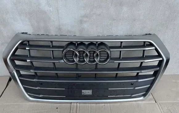 Audi Q5 SQ5 Front bumper upper radiator grill GrillAudiSQ5II