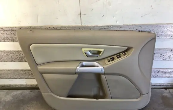 Volvo XC90 Front door card panel trim 39986072 030813 3918520